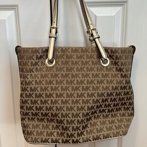 Michael Kors Tote Bag Jet Set Jacquard Beige/Gold 38S8YTTT3M Great Condition